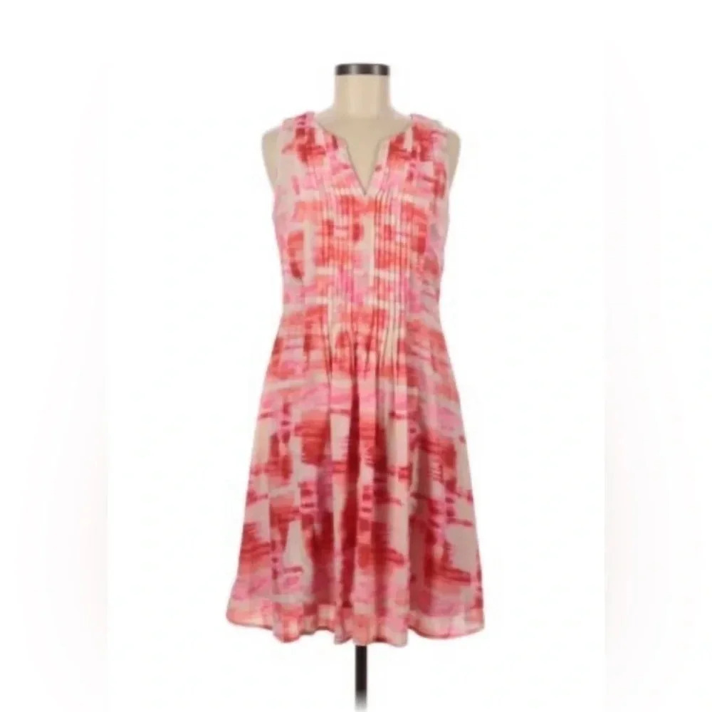 Rabbit Rabbit Rabbit Dress 12 Sleeveless Abstract Watercolor
Pleated Pintuck